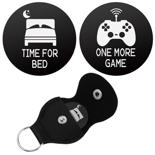 Amabro Funny Decision Coin, Destiny Flip Coins Gifts Double-Sided ONE MORE GAME TIME FOR BED Token with Leather Keyring for Boys Girls Boyfriend Girlfriend Birthday Funny Games Lover Gamer Gifts()
