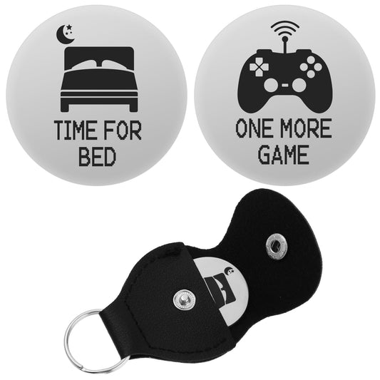 Amabro Funny Decision Coin, Destiny Flip Coins Gifts Double-Sided ONE MORE GAME TIME FOR BED Token with Leather Keyring for Boys Girls Boyfriend Girlfriend Birthday Funny Games Lover Gamer Gifts()