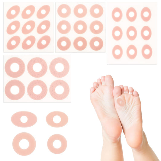 Giantree Corn Cushions, Soft Foam Callus Pads Self-Adhesive Foot Care Cushions Reduce Foot and Heel Pain Waterproof Corn Protectors Pads for Feet Relief from Corns, Blisters 33Pcs