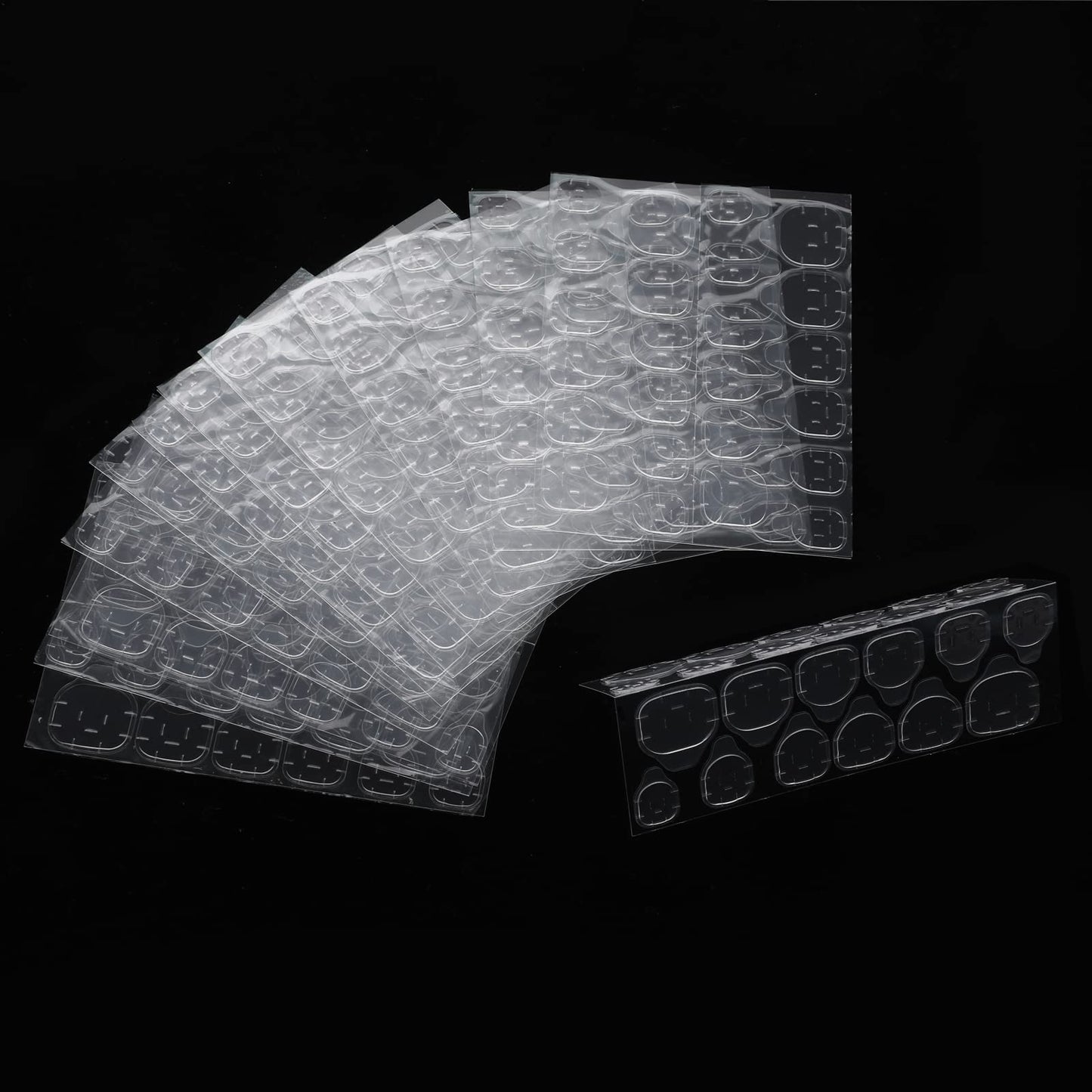 TIESOME 30 Sheets Nail Glue Patch, 720Pcs Press On Nails Adhesive Pads Double-Sided Transparent Protect Nail Patch For Nail Art Studio Nail Stickers Women's Nail Art DIY Fake Nails