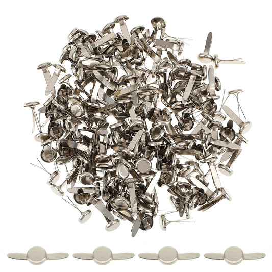Giantree Pack of 200 Mini Brads Paper Clasps, Metal Round Head Clips Double-footed Corner Nails for Scrapbooking Letter Clips Crafts Decorations Children's Art DIY Projects (Silver)