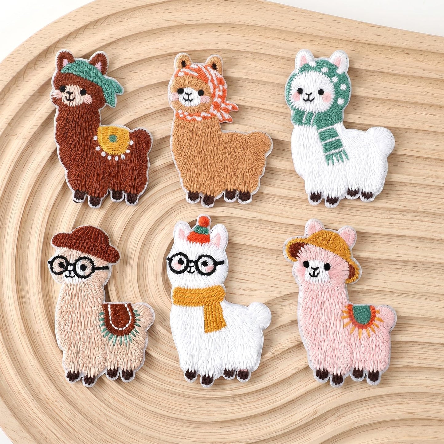 Amabro Pack of 6 Alpaca Patches for Iron-on, Embroidered Iron-On Patches for Textiles, Cute Animal Appliques for Sew-On for Jeans, T-Shirt, Backpack (Chocolate Brown/Khaki/White/Pink)