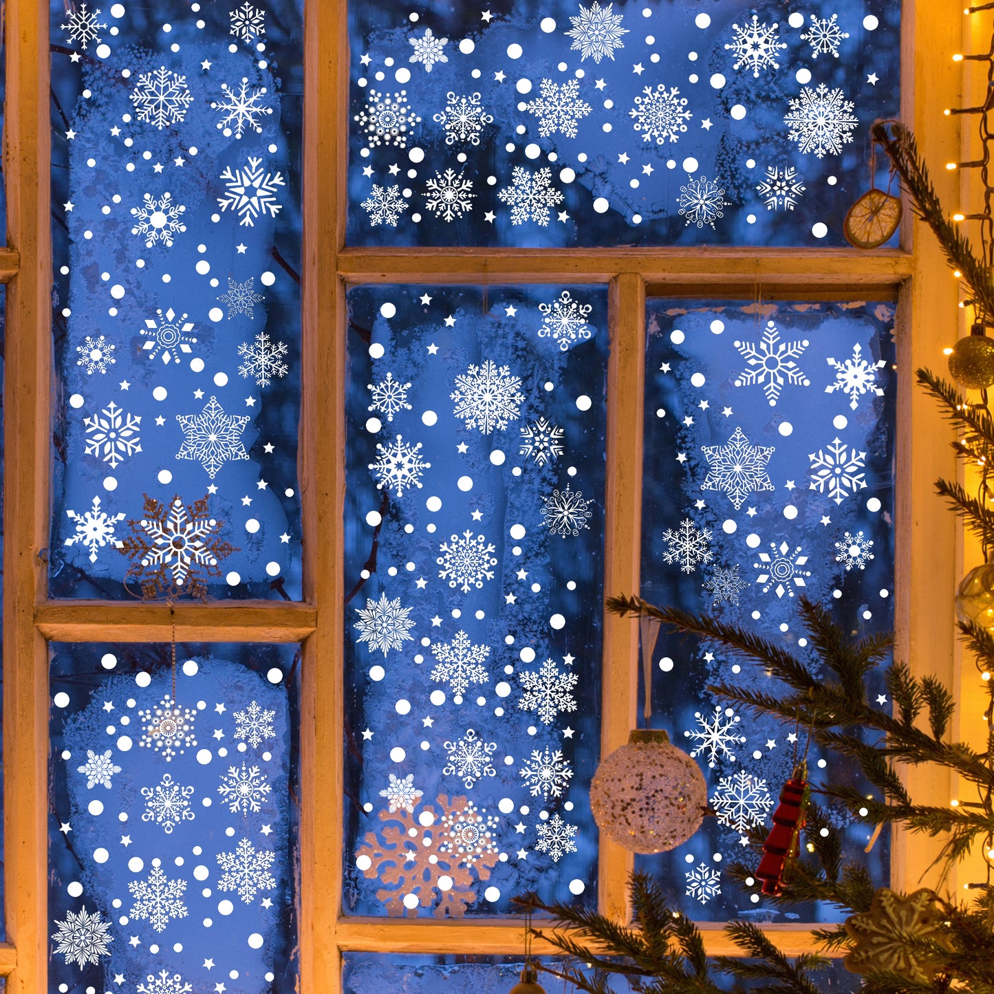 Amaxiu Snowflakes Window Clings Christmas Decorations, 556 Pcs 8 Sheets Snowflakes Decor Double Sides Christmas Window Stickers Decals for Home Party Christmas Decor(556)