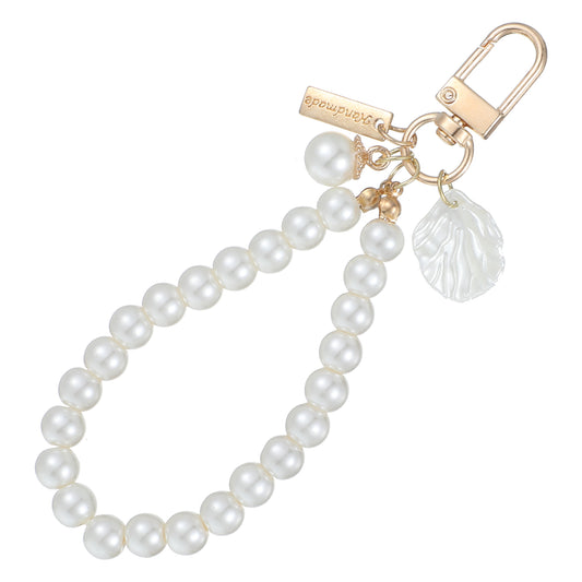 Giantree White Heart Pearl Keychain, Cute Pearl Keychains for Women Bag Charms, Pearl Keychain Wristlet Women's Imitation Pearl Chain, Car Key Chain Key Charm Gifts for Purse Bag Accessories(Shell)