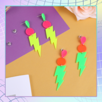 IANFAN Neon Earrings for Women, 2 Pairs Acrylic Lightning Bolt Earrings, Retro Drop Dangle for 80s Theme Parties & Glow Nights (Yellow & Green)