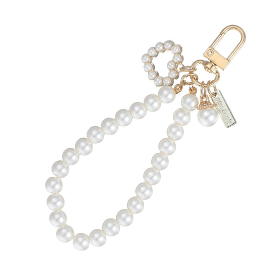 Giantree White Heart Pearl Keychain, Cute Pearl Keychains for Women Bag Charms, Pearl Keychain Wristlet Women's Imitation Pearl Chain, Car Key Chain Key Charm Gifts for Purse Bag Accessories(Heart)